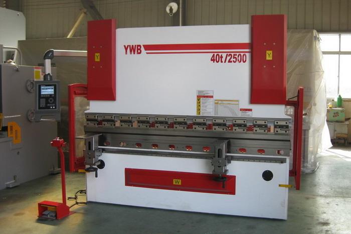 40T CNC hidrauliskās preses bremzes