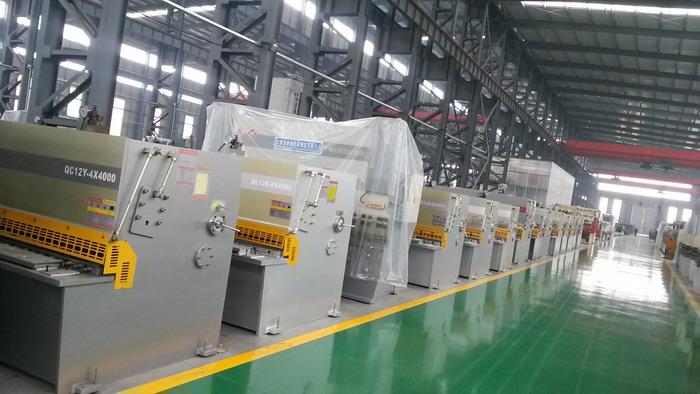 Yawei Hydraulic Guillotine Shearing Machines factory made in china