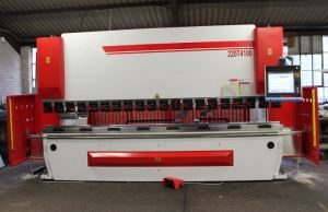 CNC preses bremzes-220 tonnas 4 m