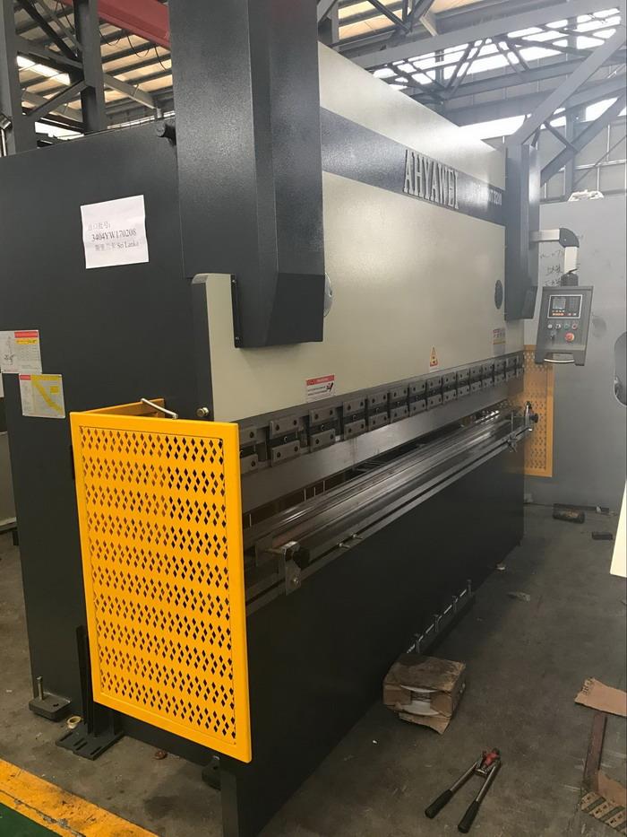 Ahyawei 3m Metāla NC Preses Bremzes 100ton