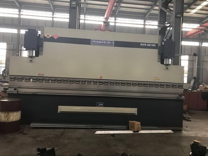 AHYW Yawei 2 axis 300T6m sheet metal bending machien china manufactures
