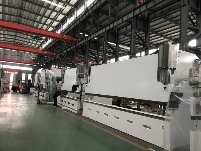 AHYW China yawei 300t6m 400T6M  cnc sheet metal bending machines factory
